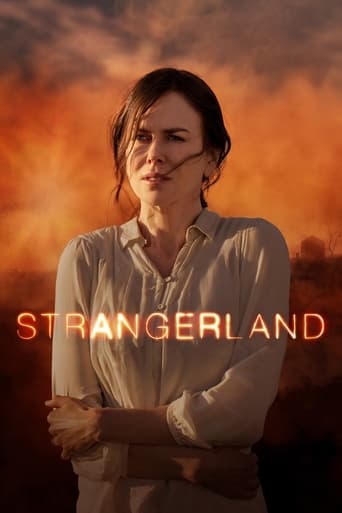دانلود فیلم Strangerland 2015 (سرزمین عجیب) دوبله فارسی بدون سانسور